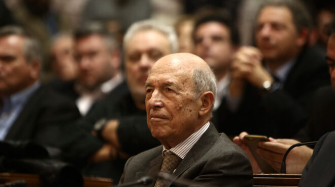 αρθρο-κωνσταντίνου-τσουκαλά-στην-κ-562705834