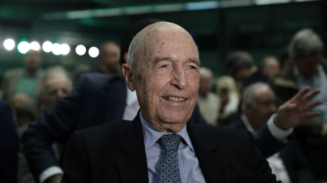 ζωντανά-η-εκδήλωση-προς-τιμήν-του-κώστ-562712884