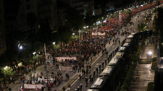 50-χρόνια-πολυτεχνείο-στιγμιότυπα-από-τ-562735960
