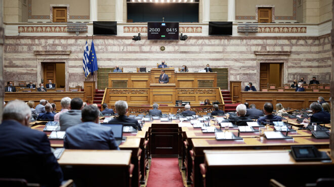 πώς-μετρούν-τα-άλλα-κόμματα-τη-διάσπ-562727821