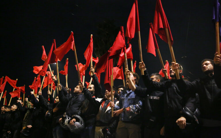 επέτειος-πολυτεχνείου-λεπτό-προς-λεπ-562734841