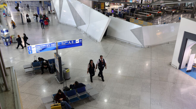 συνελήφθησαν-21-ιταλοί-νεοναζί-στο-ελε-562702462