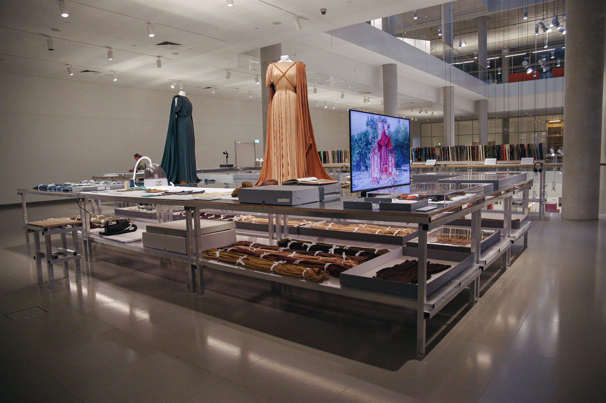 Η Κάλλας «βγαίνει από το κουτί»-2