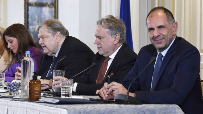 θεωρείο-το-τέλος-μιας-κόντρας-562718509