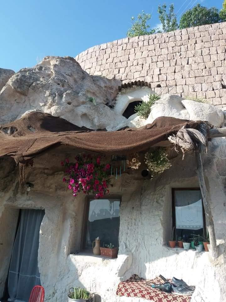 Ενα ελληνικό σπίτι στις σπηλιές της Καππαδοκίας-3