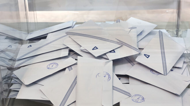 δημοσκόπηση-δεύτερο-το-πασοκ-τρίτος-ο-562732924