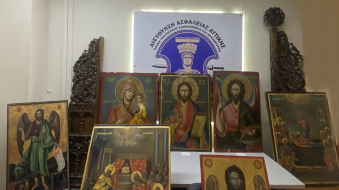 κλεμμένες-εικόνες-και-ξυλόγλυπτα-βρέ-562704091