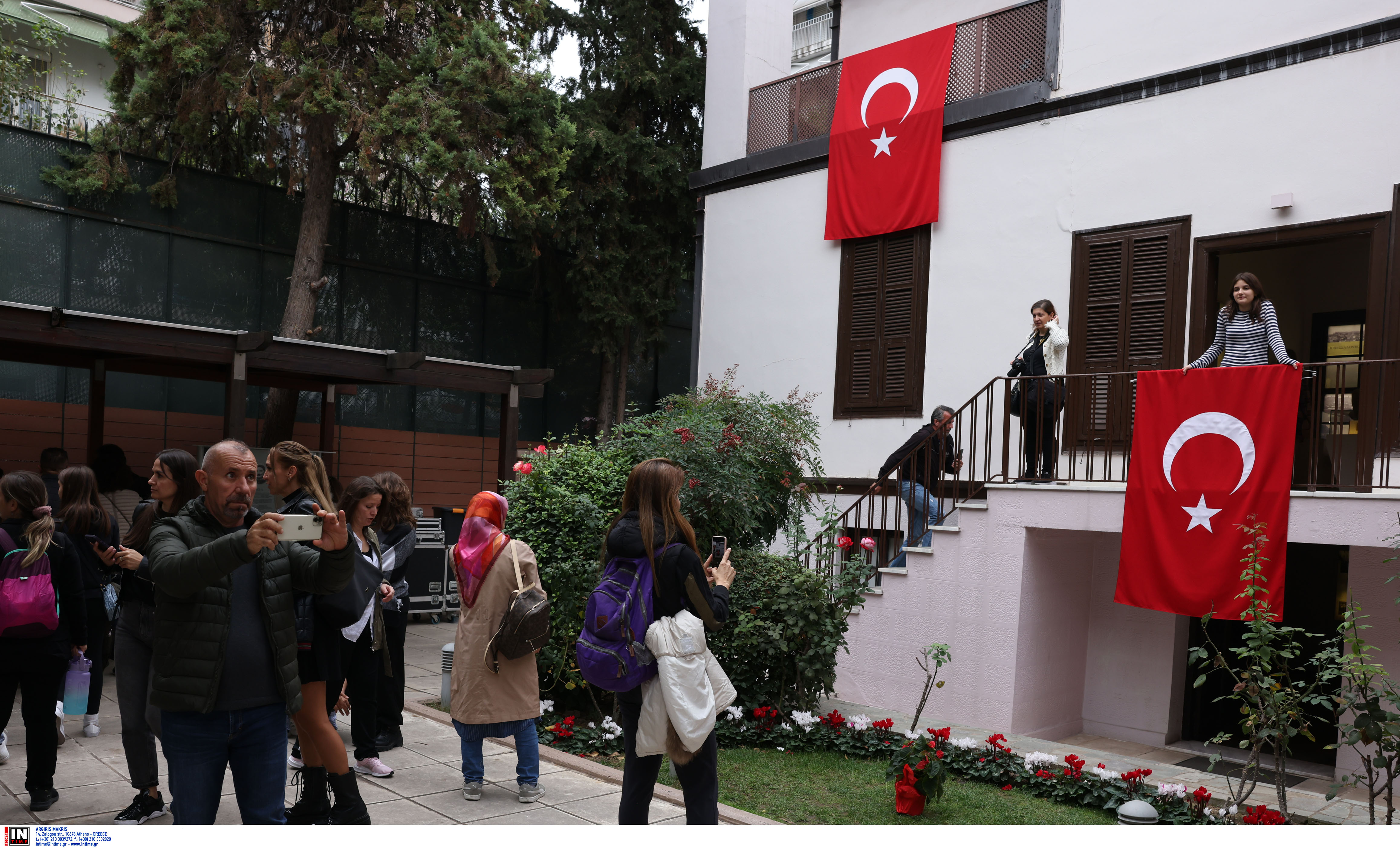 Χιλιάδες Τούρκοι στη Θεσσαλονίκη για την επέτειο θανάτου του Ατατούρκ-1