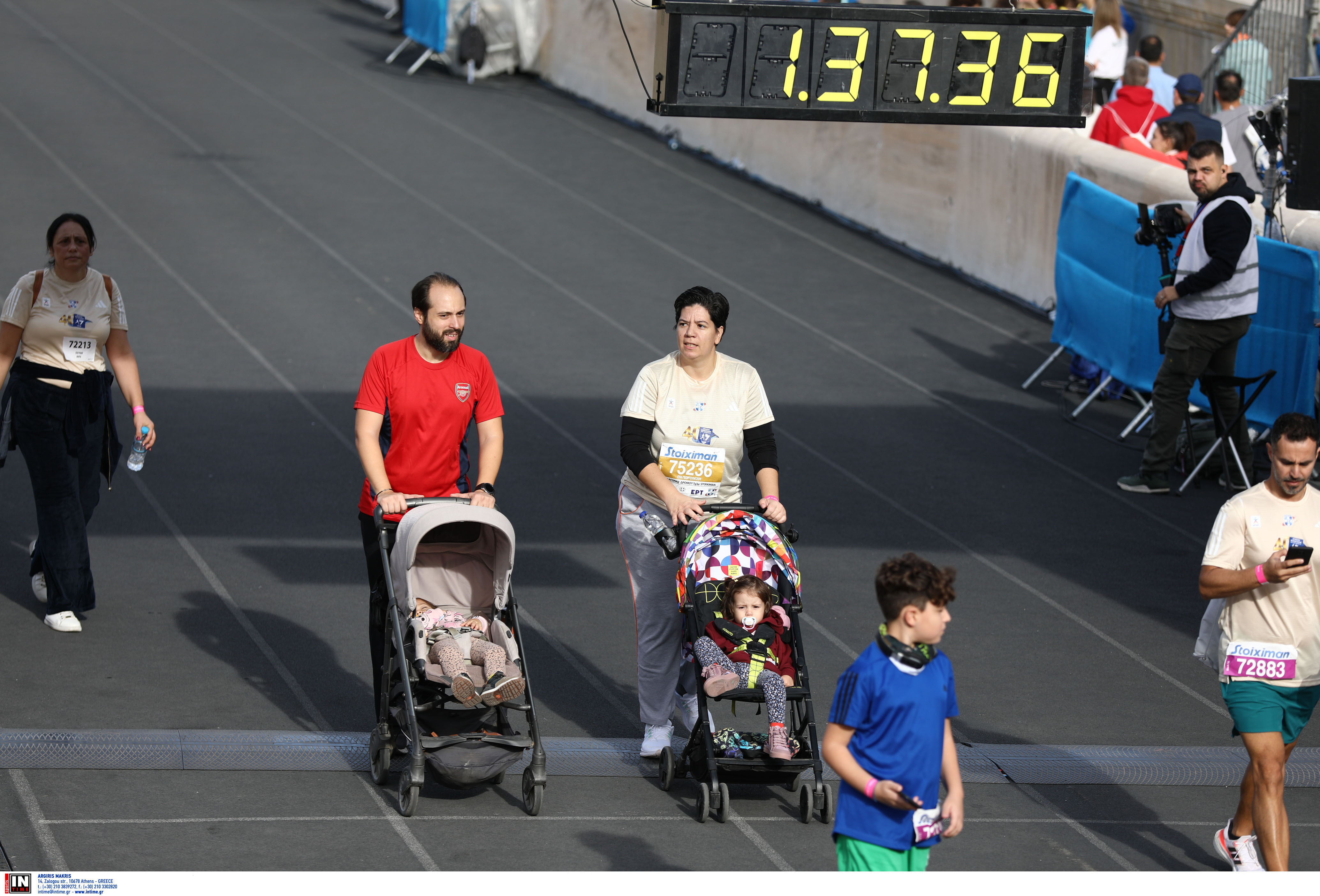 Δύναμη, άμιλλα, συμπερίληψη: Εικόνες από τον 40ό Αυθεντικό Μαραθώνιο της Αθήνας-1