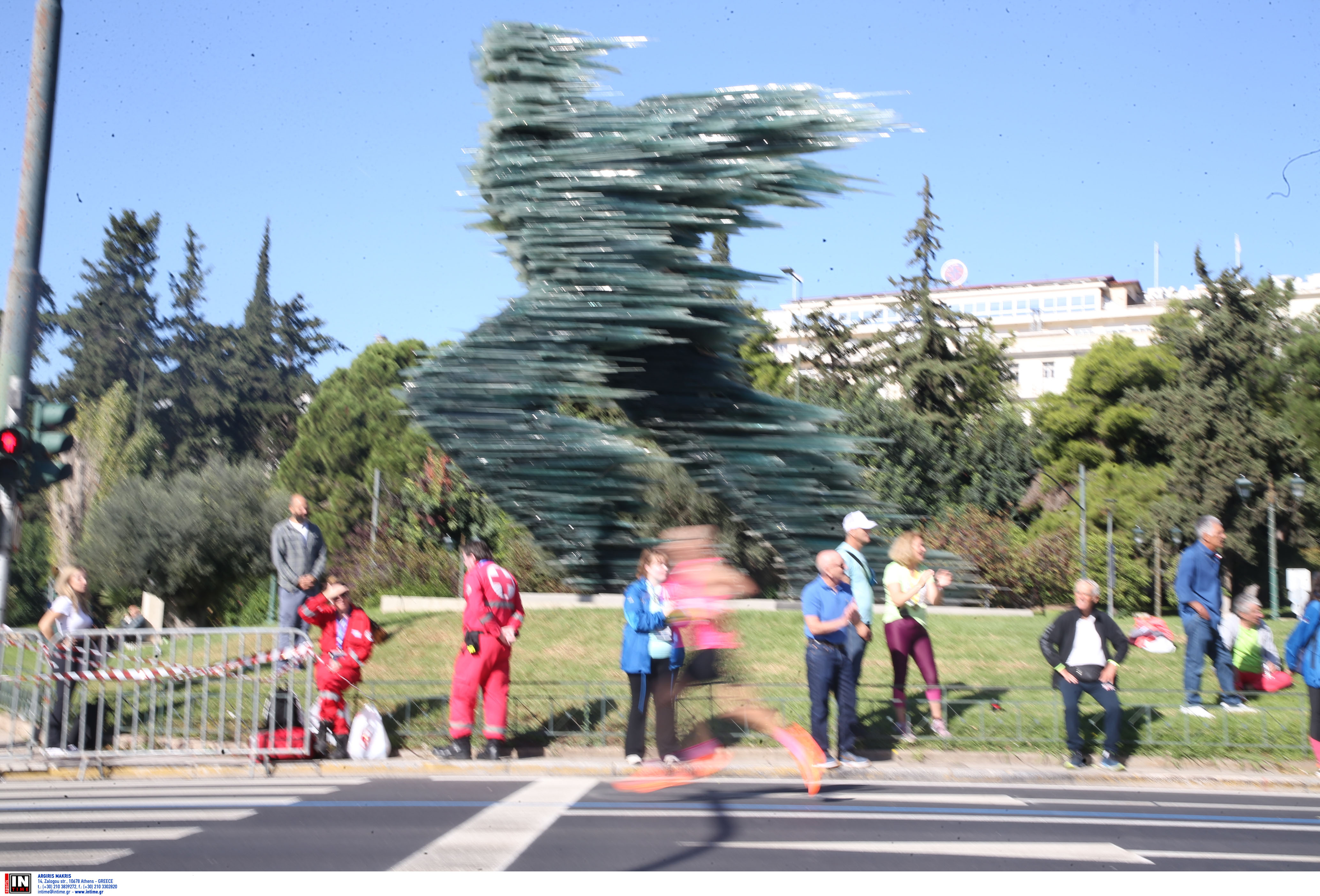 Δύναμη, άμιλλα, συμπερίληψη: Εικόνες από τον 40ό Αυθεντικό Μαραθώνιο της Αθήνας-16
