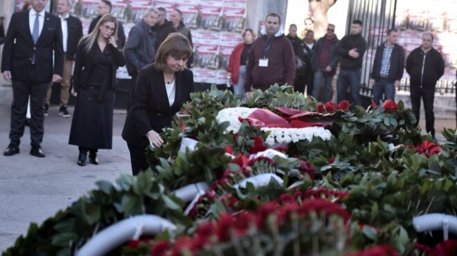 σακελλαροπούλου-για-πολυτεχνείο-χρέ-562734001