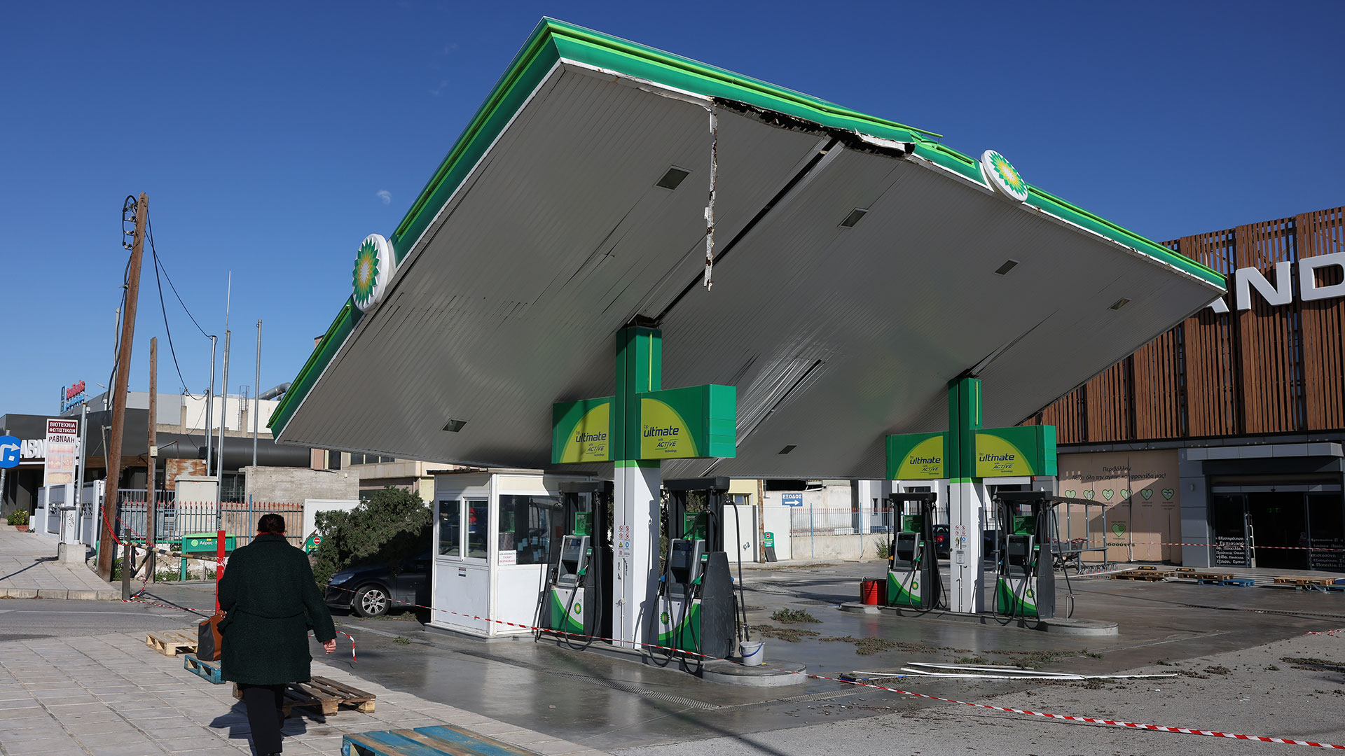 Καιρός: Θυελλώδεις άνεμοι και αισθητή πτώση της θερμοκρασίας – Η πρόγνωση για την Κυριακή-6