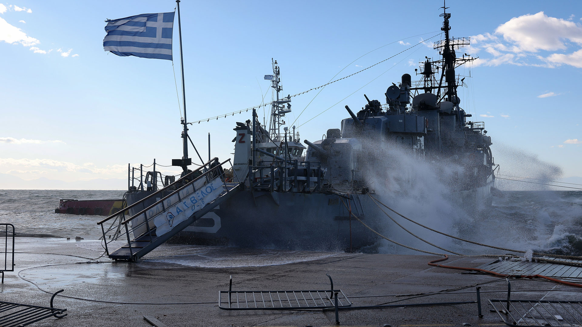 Καιρός: Θυελλώδεις άνεμοι και αισθητή πτώση της θερμοκρασίας – Η πρόγνωση για την Κυριακή-4