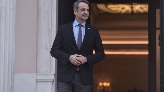 μηνιάτικο-300-ευρώ-σε-ταξί-και-φούρνου-562755670