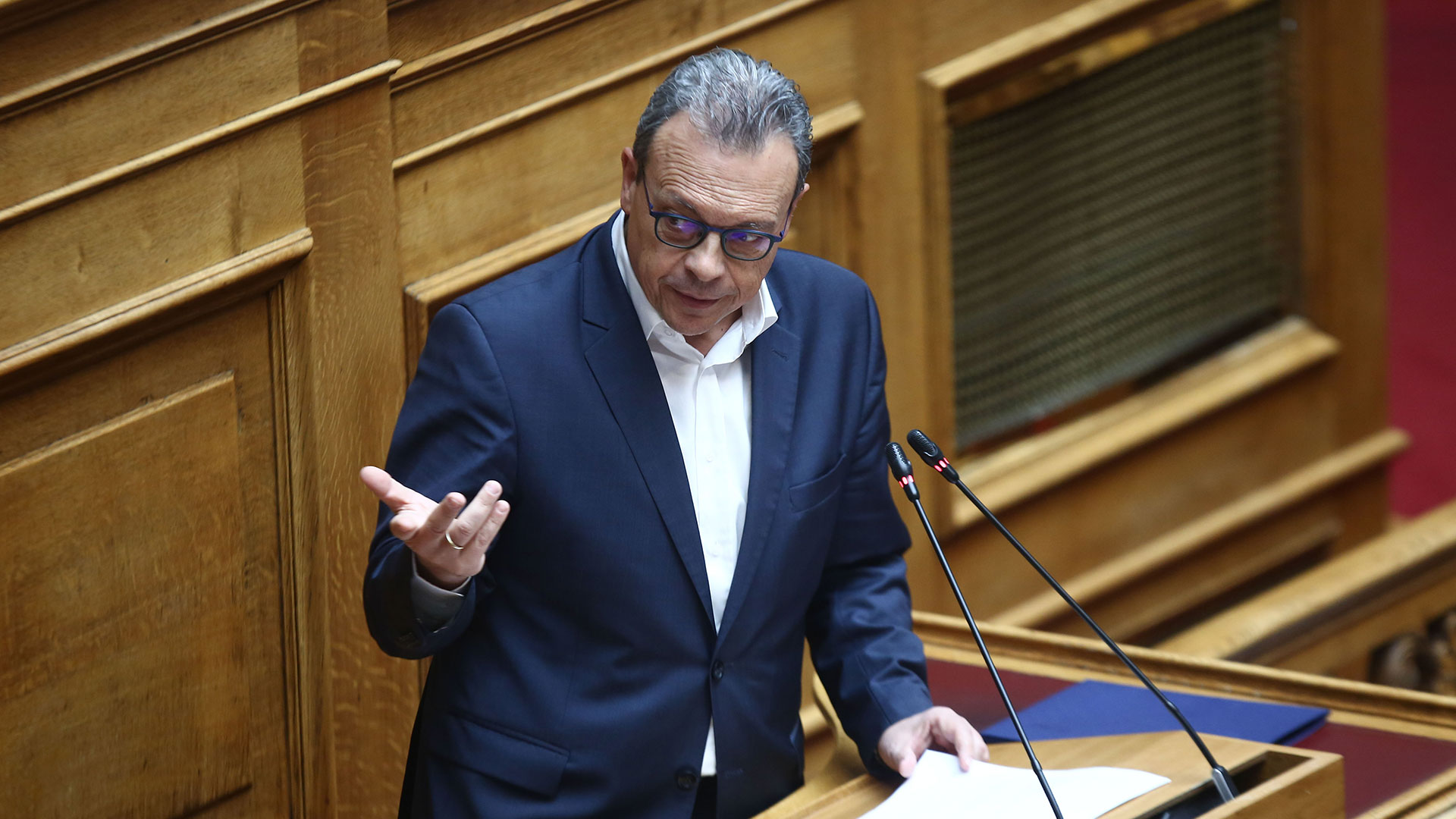 Τέμπη: Αντιπαράθεση στη Βουλή για την προανακριτική-2