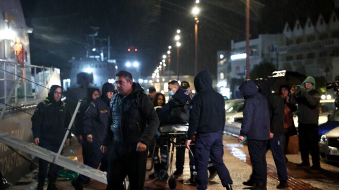 ναυάγιο-στη-λέσβο-για-εισροή-υδάτων-απ-562750957