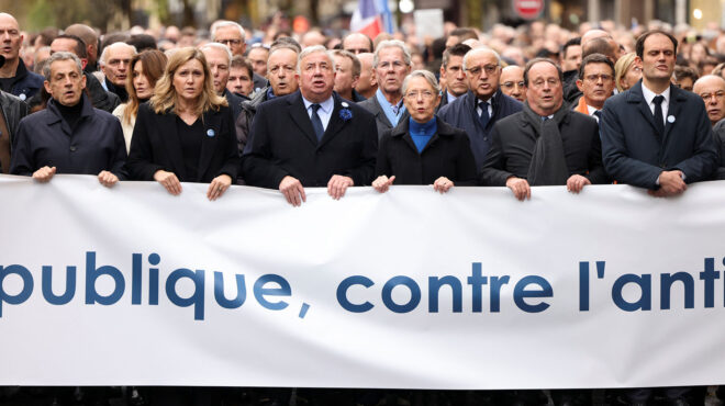 γαλλία-χιλιάδες-στους-δρόμους-κατά-το-562725229