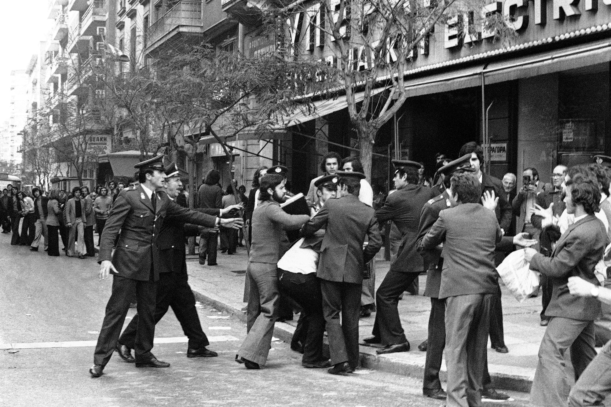 Τι πέτυχε η γενιά του Πολυτεχνείου-2