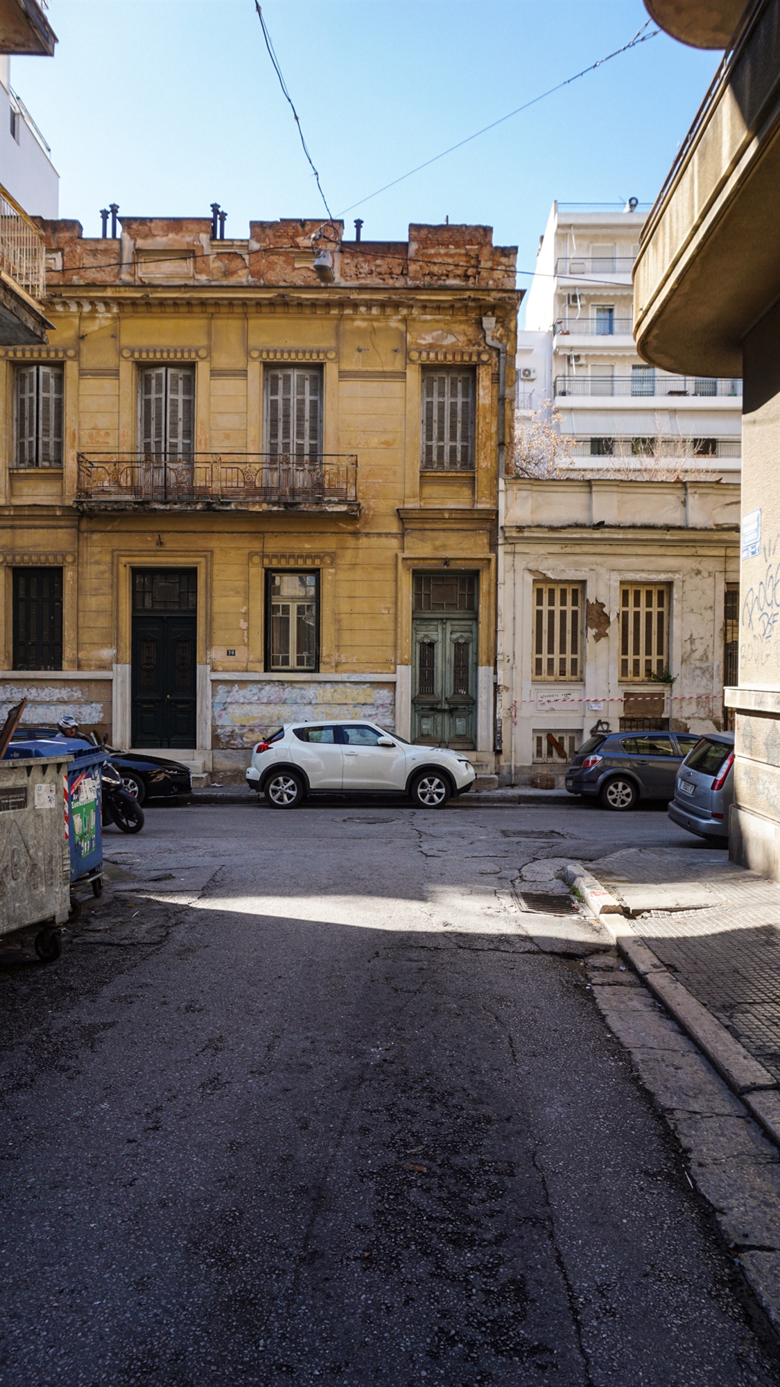 Τα κτίρια του Μεσοπολέμου χάνονται από την Αθήνα – Ρωγμές σε ιστορικές γειτονιές-1