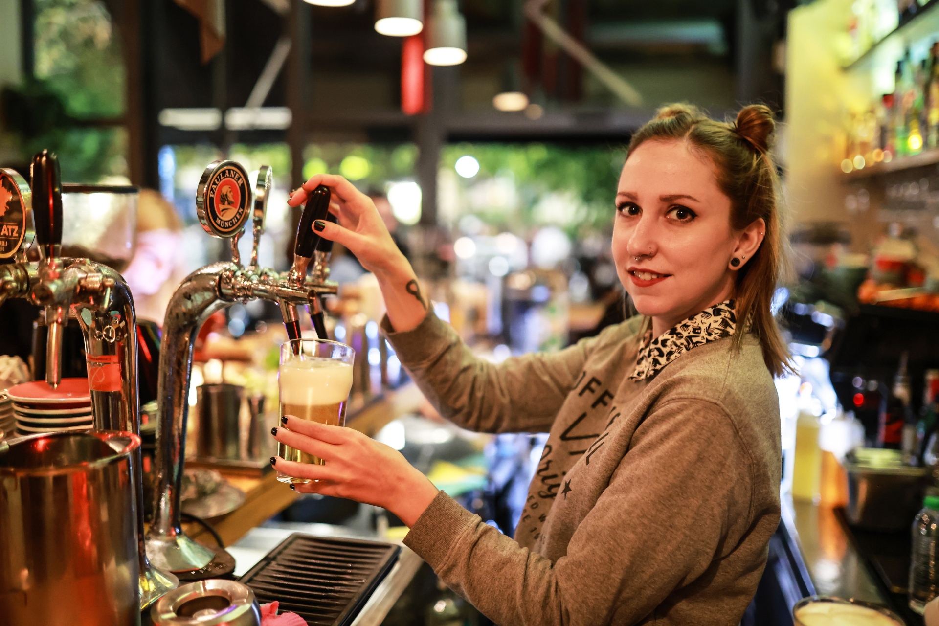 «Η Κυψέλη, ο κόσμος μας όλος»-19