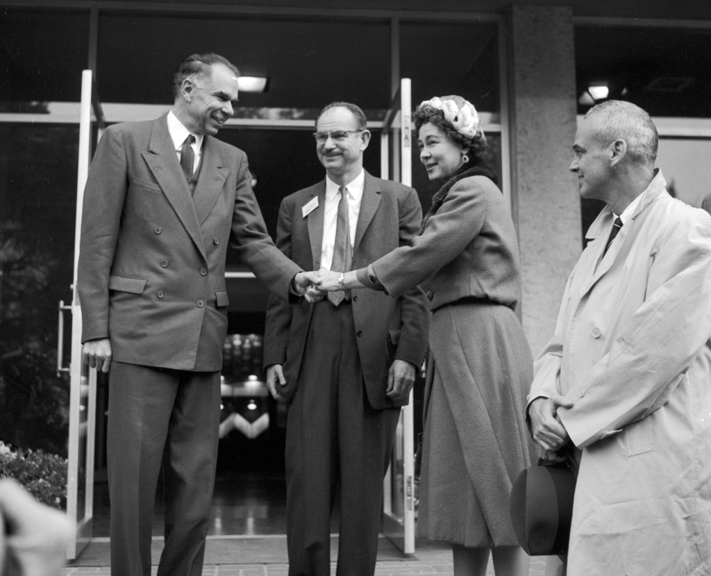 Τα πυρηνικά δώρα στη Φρειδερίκη-1