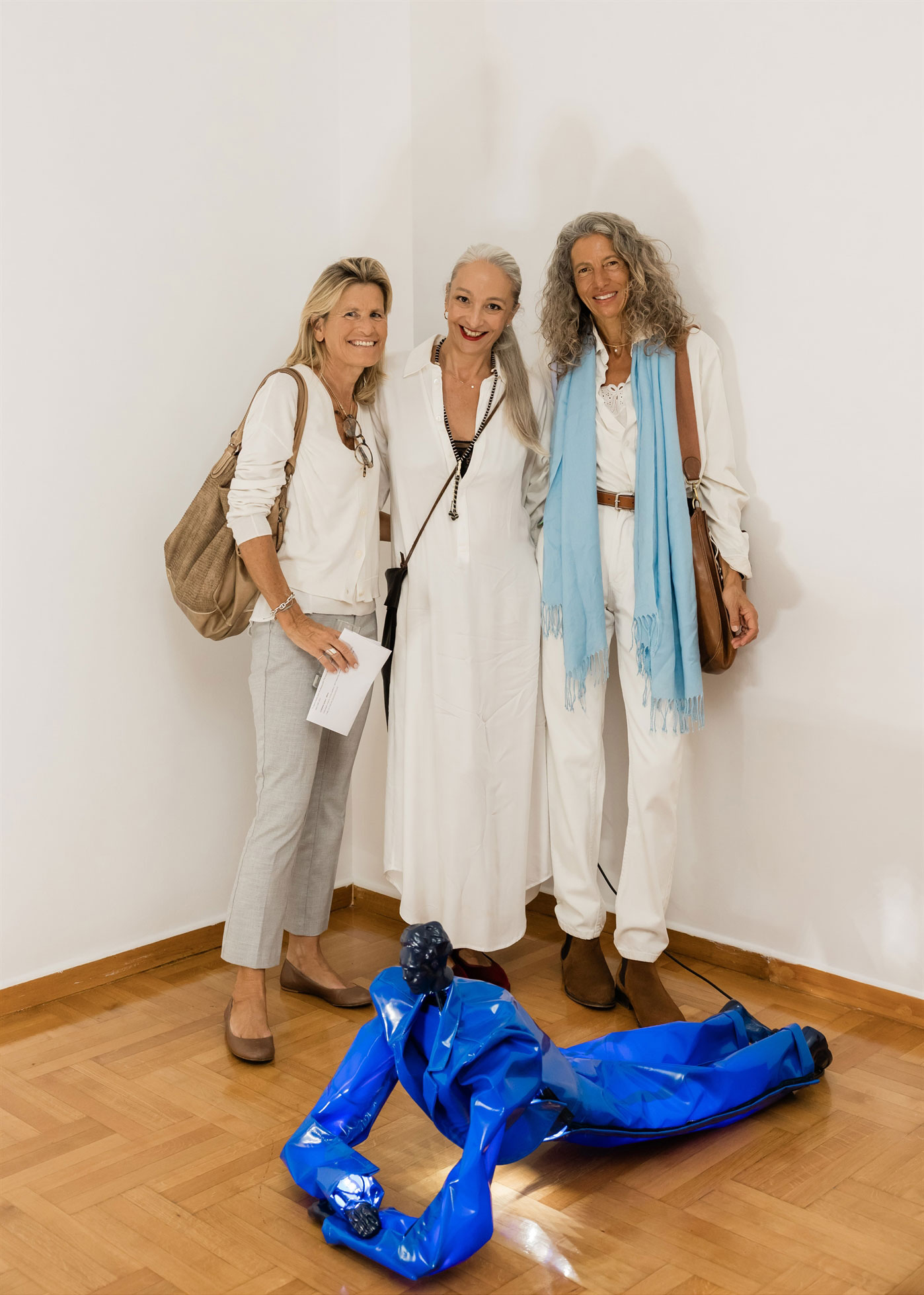 Γιώργης Λάππας: φωτεινές φιγούρες με αλαφροΐσκιωτο περπάτημα-3