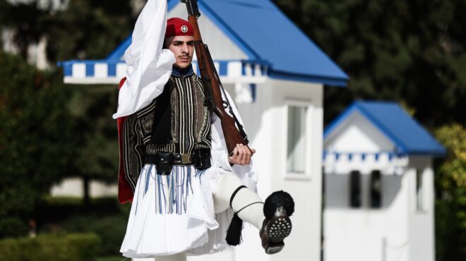 εντός-και-εκτός-η-αγκυρα-αξιοποιεί-τη-μ-562741612