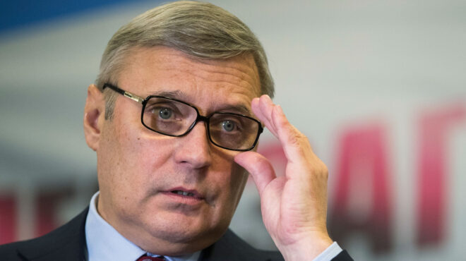 βασικός-εταίρος-με-αστερίσκους-η-το-562748947