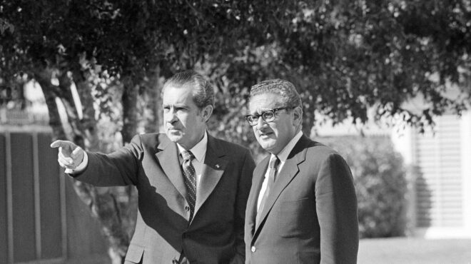 ο-κίσινγκερ-στο-σινεμά-και-στην-ποπ-κου-562758148