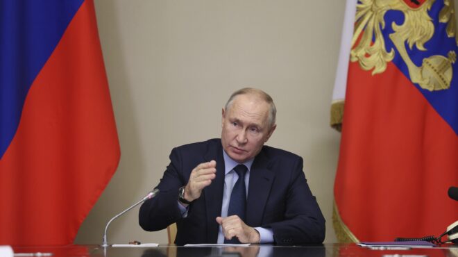 reuters-ο-πούτιν-επωφελείται-από-τον-πόλεμο-562734832