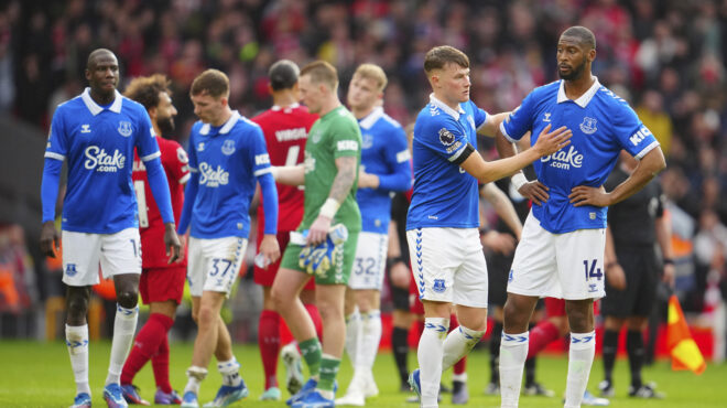 σε-αναμμένα-κάρβουνα-σίτι-και-τσέλσι-μ-562735981