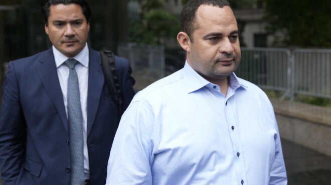 washington-post-πώς-συνδέεται-η-σύζυγος-μενέντεζ-μ-562752313