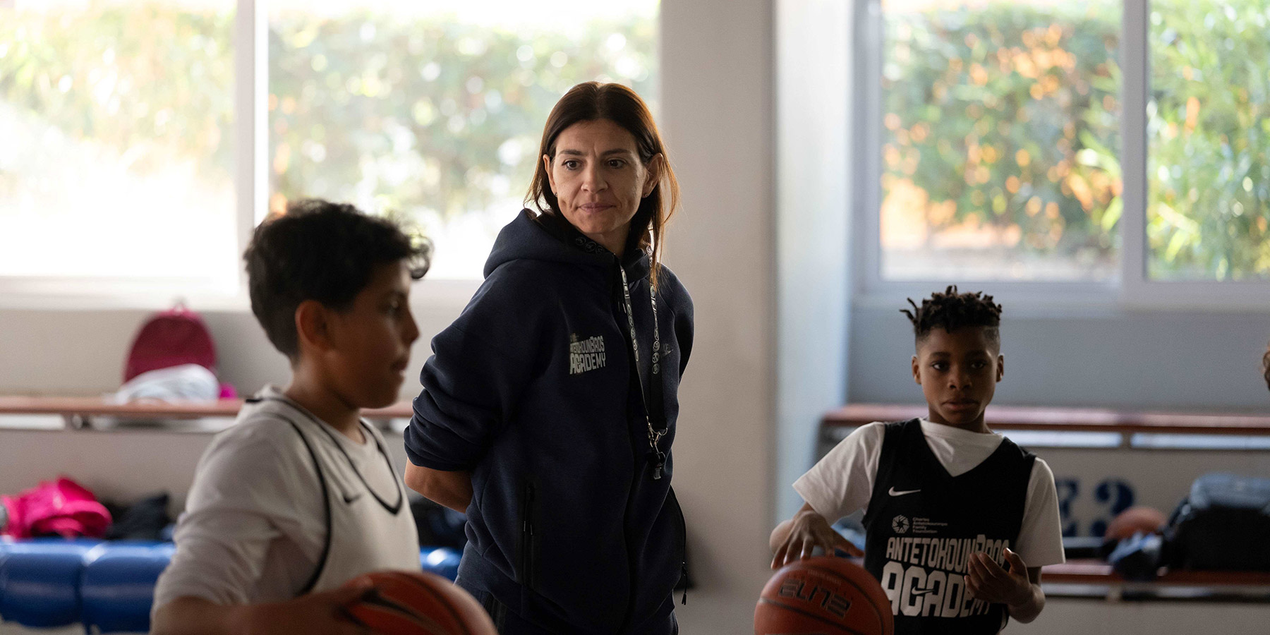 Οι Αντετοκούνμπο και το Αμερικανικό Κολλέγιο στηρίζουν τους νέους-2