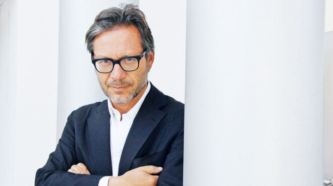 τι-απέμεινε-από-τον-πατέρα-σήμερα-562711105