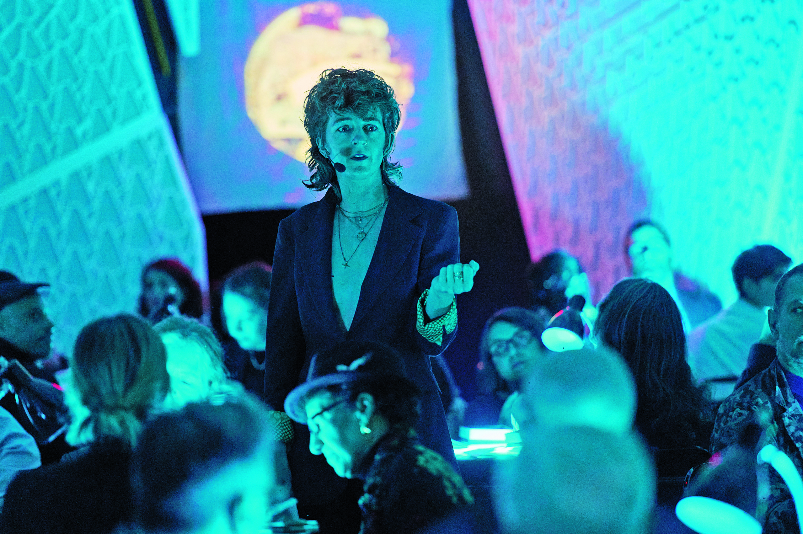 Διαβάστε στην «Καθημερινή της Κυριακής»-3