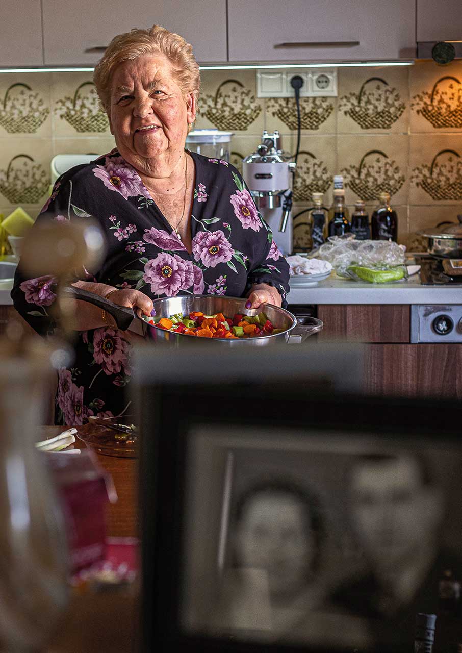 Αλεξανδρούπολη: 3 γυναίκες μας συστήνουν την κουζίνα της πόλης-1