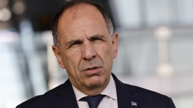 γεραπετρίτης-το-αίτημα-για-τα-γλυπτά-τ-562755262