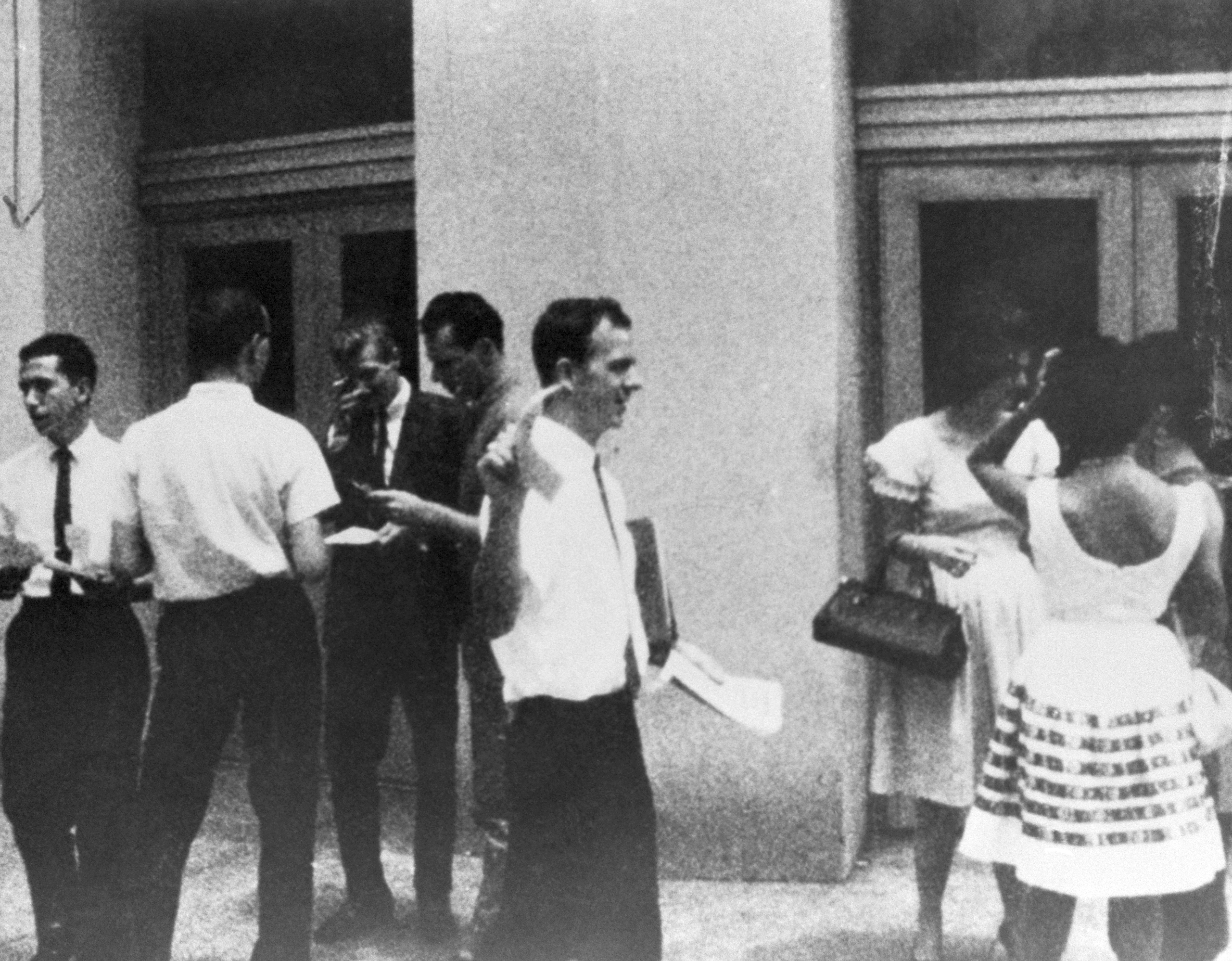 Η μυστική επιχείρηση πίσω από τη δολοφονία του Κένεντι και ο ρόλος ενός Eλληνα-5