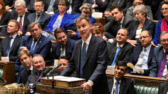 βρετανία-μικρή-αύξηση-δημοτικότητας-562747246