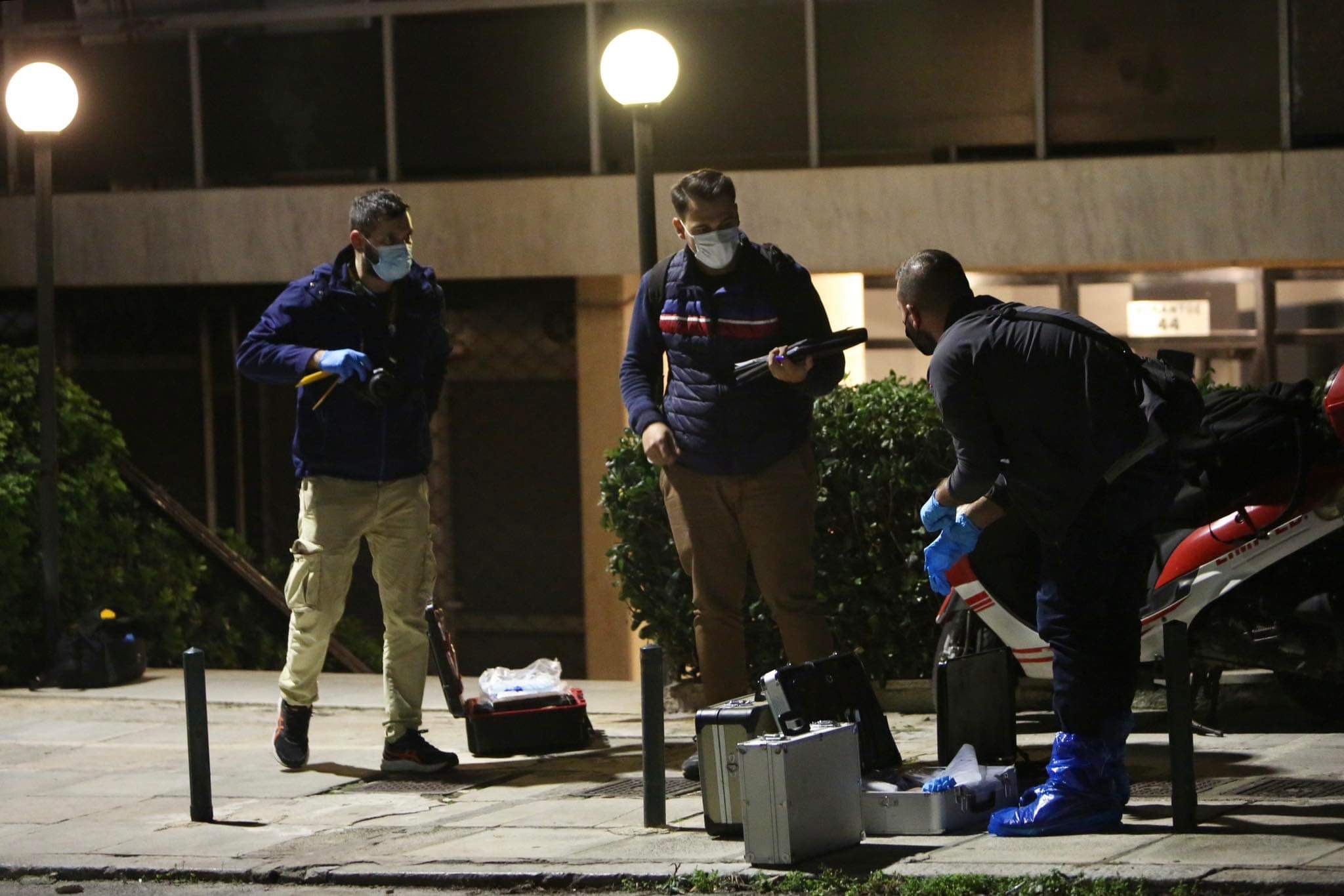 Παλαιό Φάληρο: Πυροβόλησαν θανάσιμα άνδρα στο στήθος-1