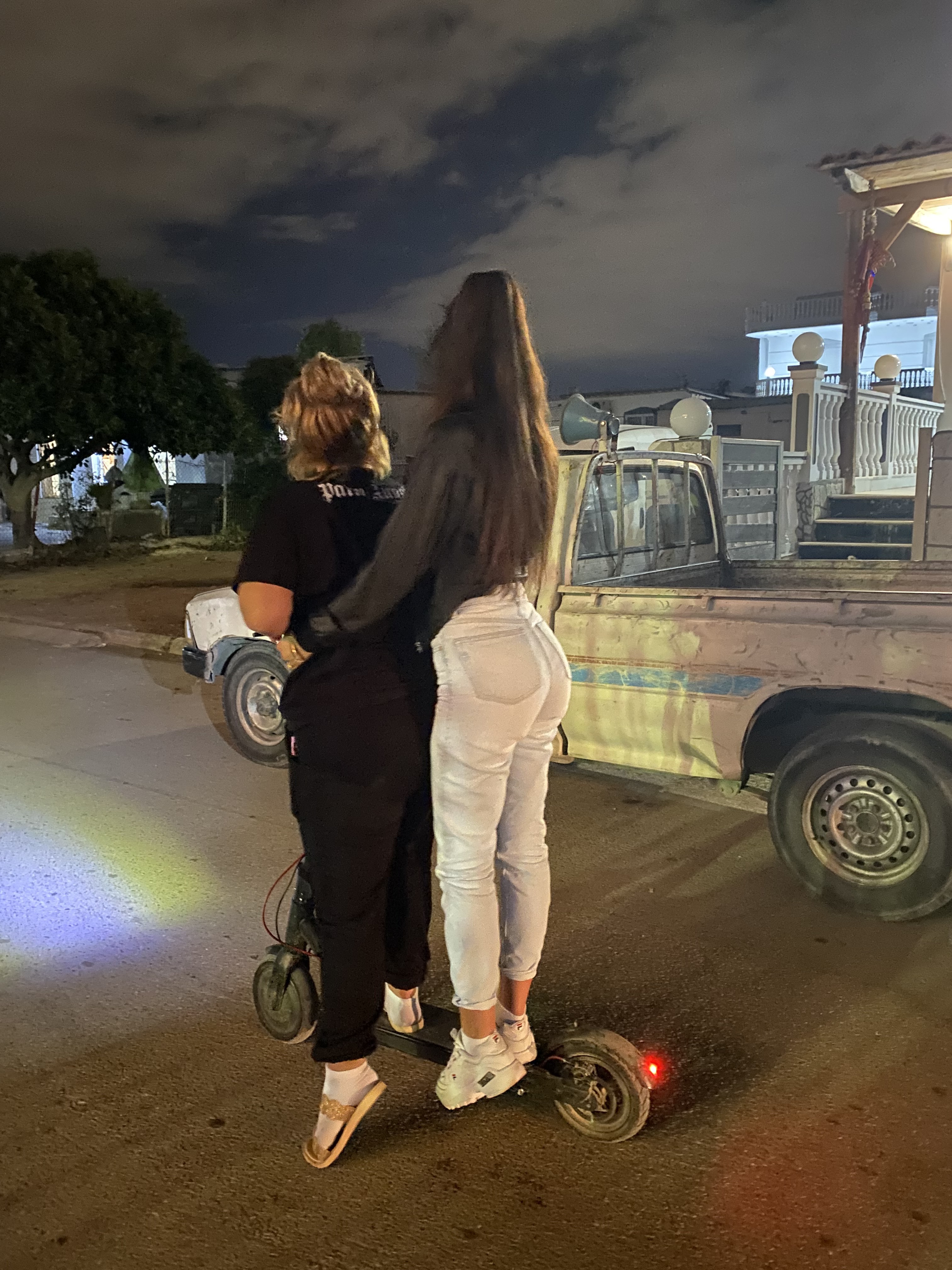 Οδοιπορικό στους καταυλισμούς της οργής-4