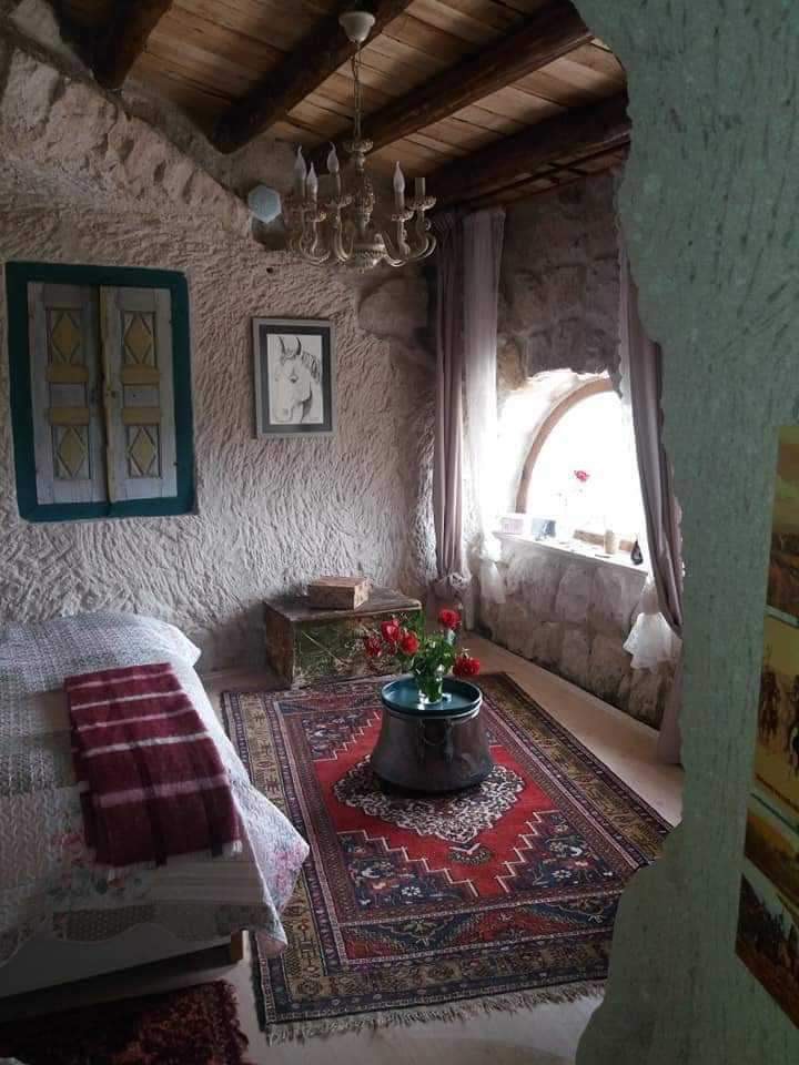 Ενα ελληνικό σπίτι στις σπηλιές της Καππαδοκίας-5