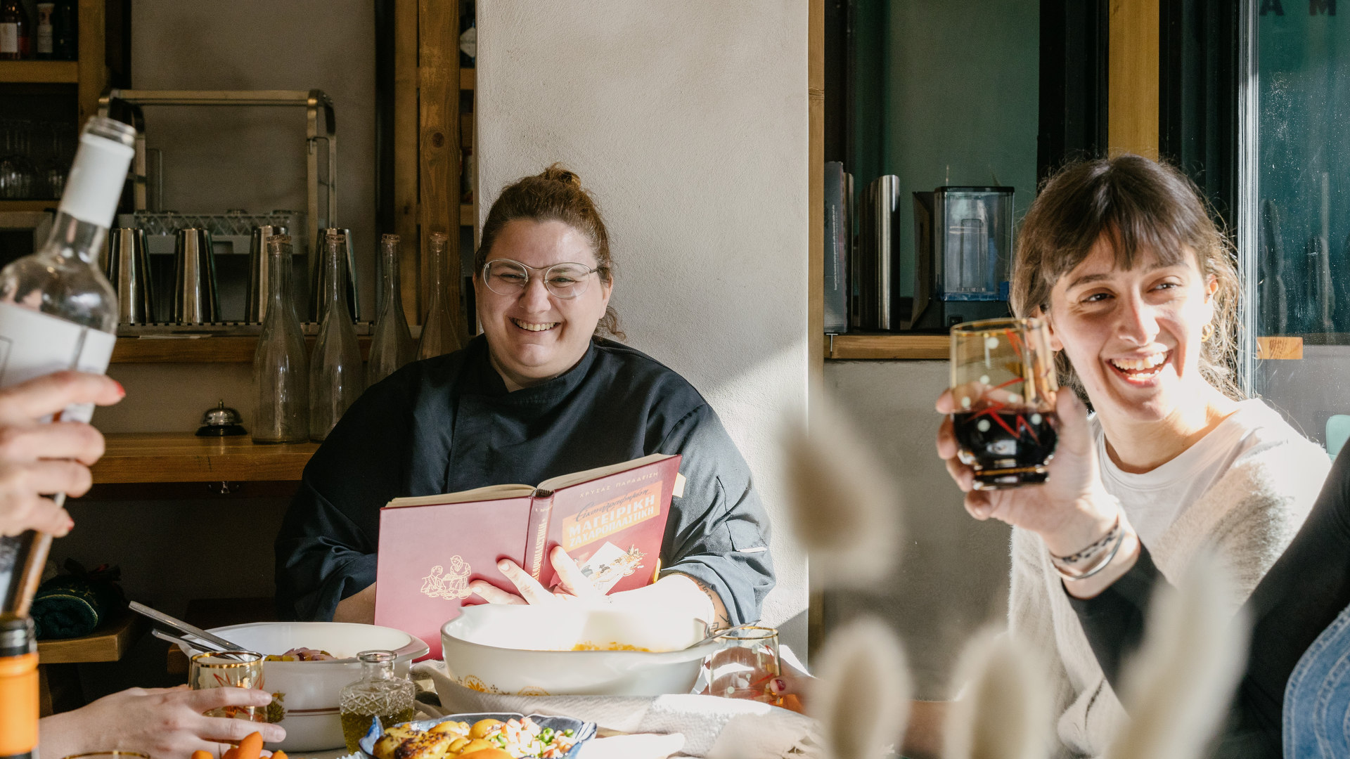 Κότα «Bonne Femme» στην κατσαρόλα με κρέμα ντομάτας-3