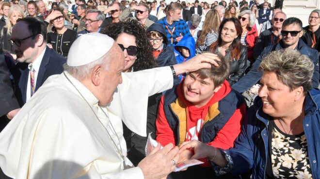 βατικανό-ανοιγμα-του-πάπα-στους-διεμφ-562718257