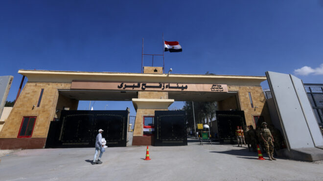 υπεξ-16-eλληνες-έφθασαν-από-τη-γάζα-στην-α-562705846