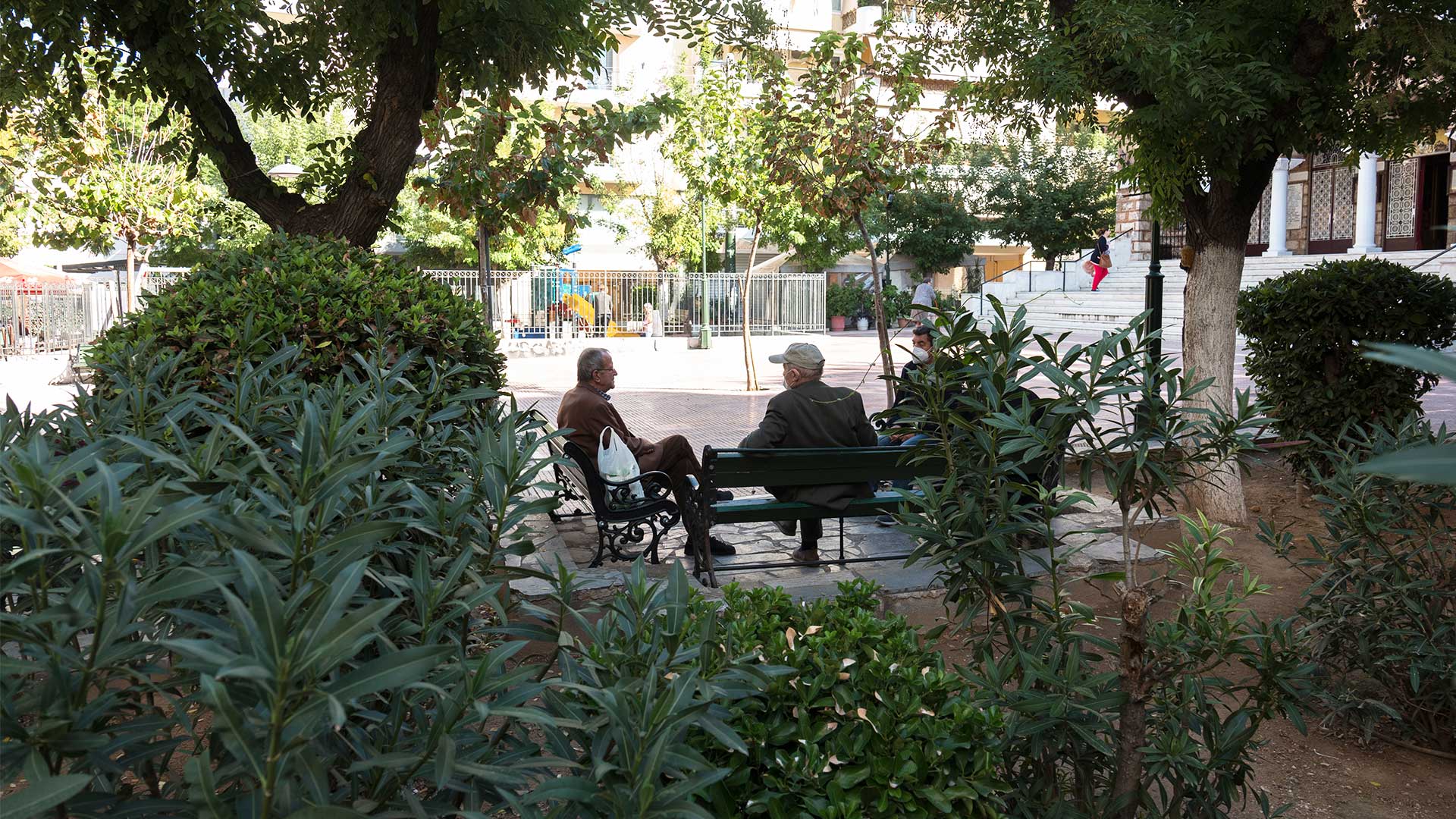 Πετράλωνα: Αξιολογούμε τις πλατείες της περιοχής-4