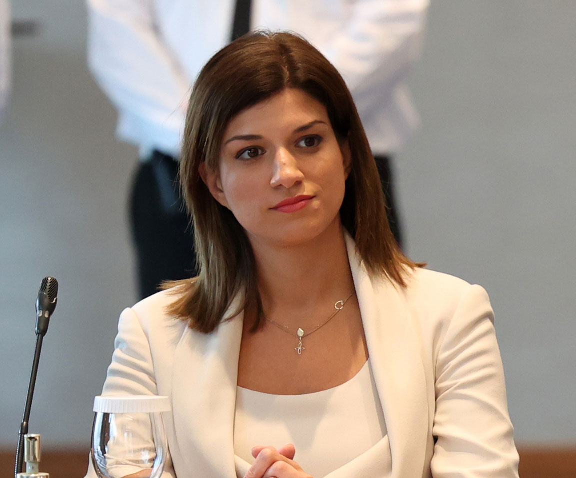 ΣΥΡΙΖΑ: Ο εγκλωβισμός των 40άρηδων-2