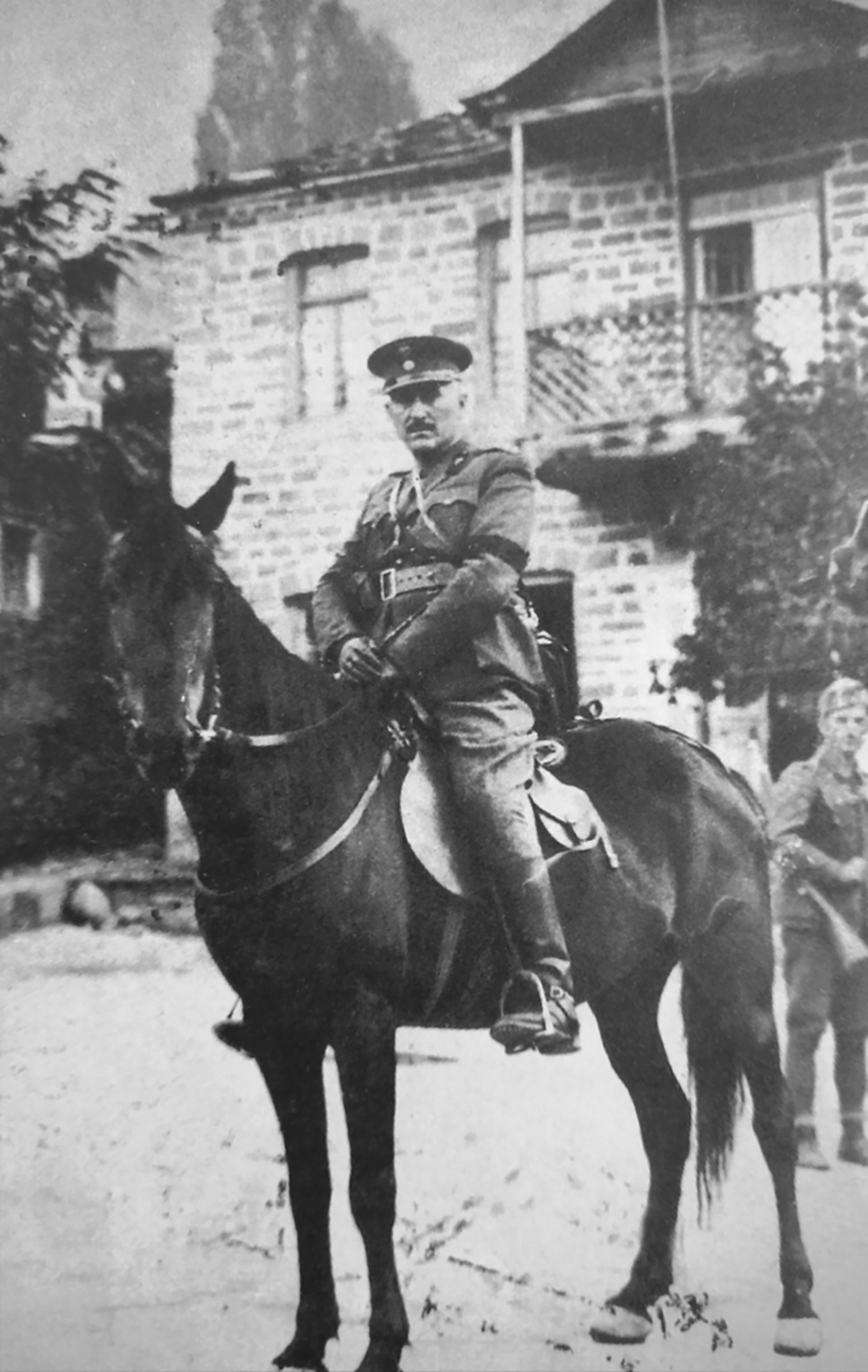 «Όταν έφεραν στο χωριό τον Δαβάκη, τραυματισμένο, πήγα στο σπίτι που τον είχαν, και ζήτησα να τον δω»-1