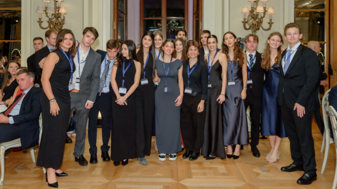 το-αmerican-community-schools-βράβευσε-σε-γκαλά-σημαντικού-562721122