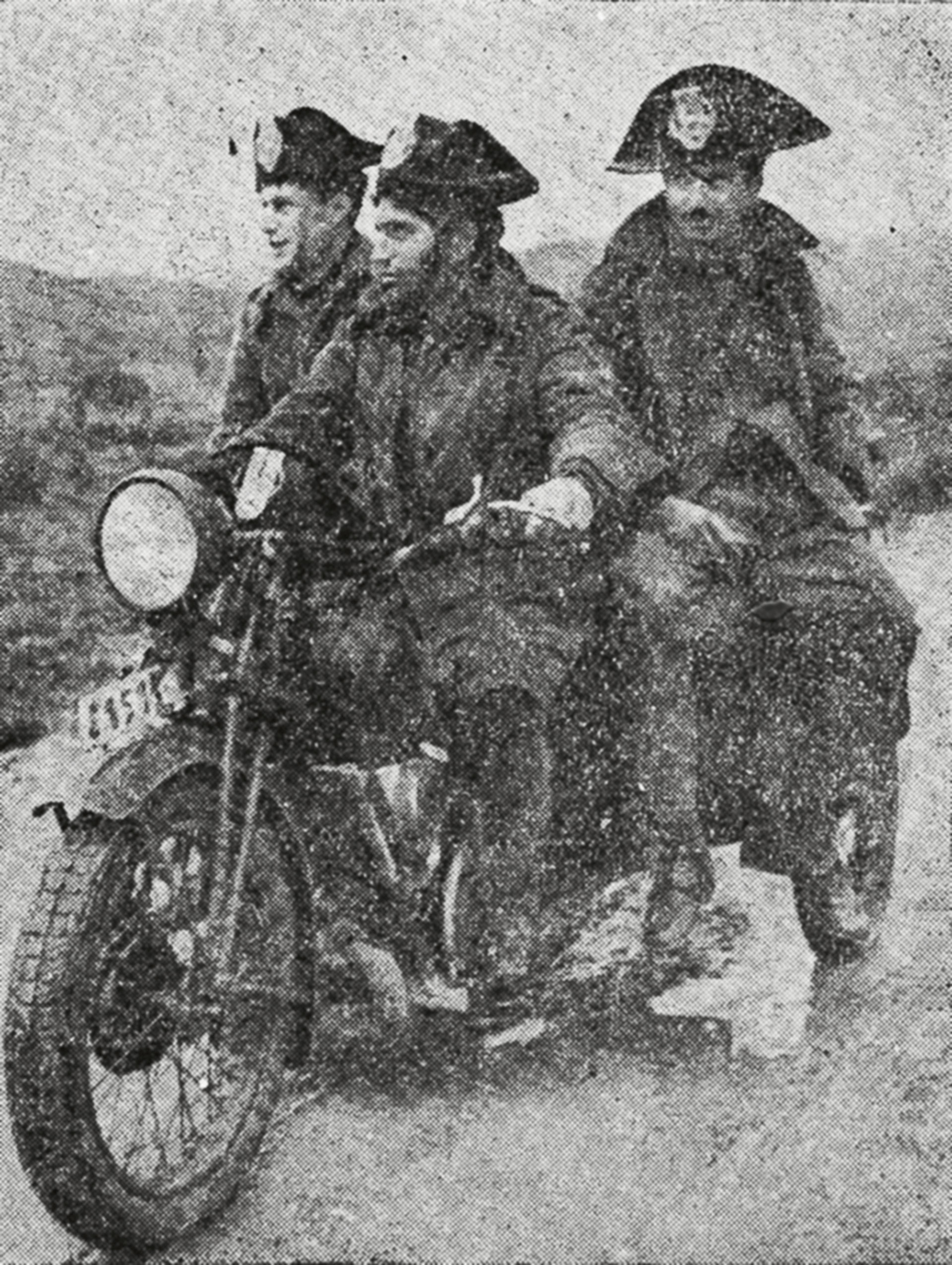 «Έπεσε η Κορυτσά! Έπεσε η Κορυτσά! Τρέχαμε πέρα-δώθε, φωνάζοντας δυνατά και το: Αέρα! Αέρα! Ιταλοί!»-4